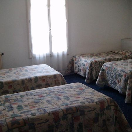 Hotel Central Lourdes Ruang foto